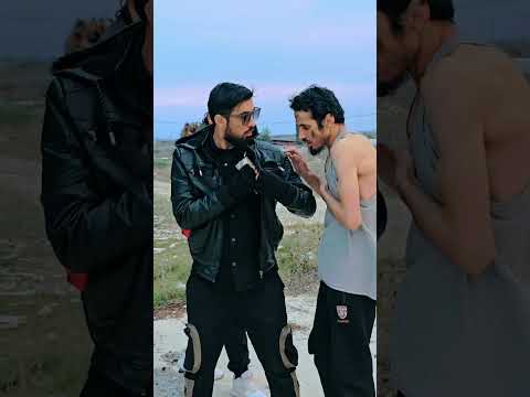 # طرائف  جميله ومقتطفات مؤثره شاب يساعد المحتاجين 