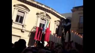 preview picture of video 'TRAPANI.Processione di San Francesco di Paola di Domenica 4 Maggio 2014 1 / 12 - USCITA'