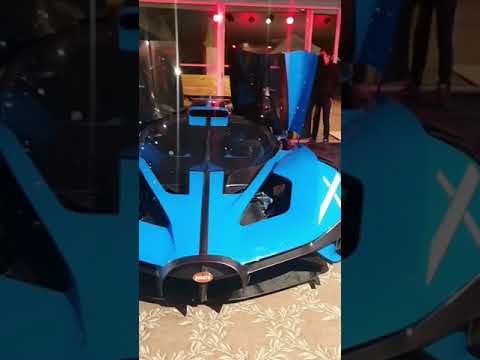 Bugatti divo vs Lamborghini countach / Lamborghini / Bugatti in Dubai / subscribe for more