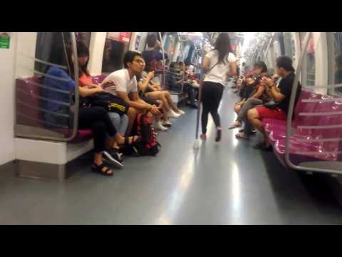 Singapore - MRT (yellow line) 2017.II.25