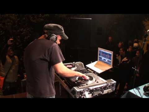 SHOW! 2009 - BARI: DJ CORDELLA + NUMARK NS7 x EKO MUSIC GROUP
