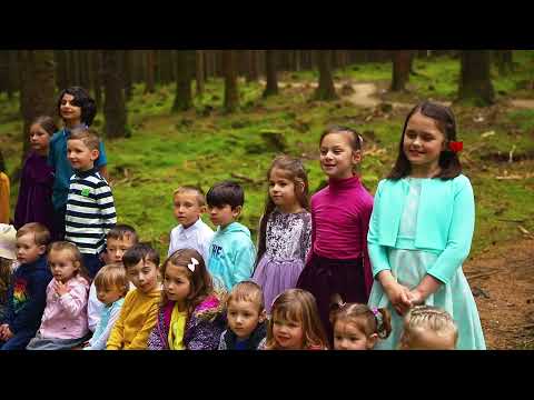 Merg cântând spre casă - Corul de copii Dublin