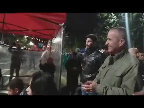 «Գինի լիցը»՝ հավաքի մասնակիցների կատարմամբ