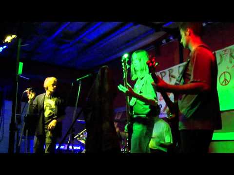 hey joe (jimi hendrix) & frida (psihomodo pop) proštstock 2010 stock band ( cynide )