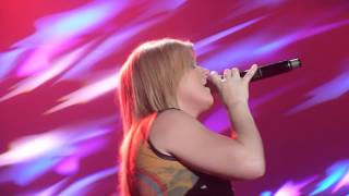 Kelly Clarkson - Walking On Broken Glass [Braehead Arena, Glasgow]