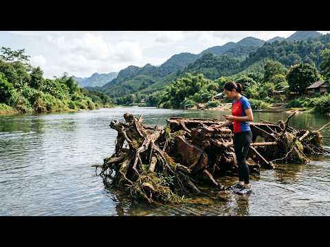 The Girl Restored An Antique Threshing Machine that Had Been Submerged in the River for 30 Years.