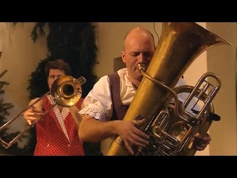Mnozil Brass Documentary: "Die etwas andere Blasmusik" (2005), english subs