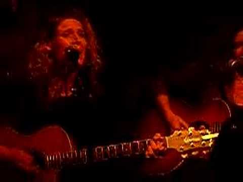 Tessa Boomkamp & Kris Pels: Love Me Like A Man