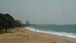 preview picture of video 'Wellawatta beach during a solar eclipse'