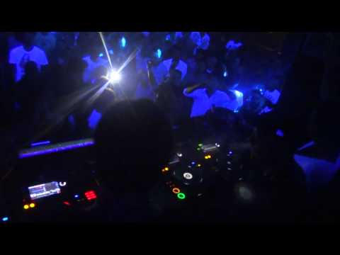 SOLOMUN B2B H.O.S.H. @ CLUB HAUS MILAN - 24 APRIL 2014 - [HD]