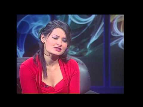 download lagu mp3 mp4 Manju Mahat Family, download lagu Manju Mahat Family gratis, unduh video klip Manju Mahat Family