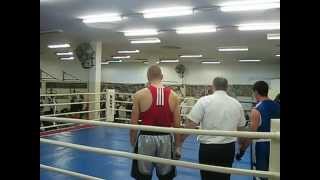 preview picture of video 'Oleg Yahnovich Kiryat Gat boxing tournament 01.2013 R2 KO'