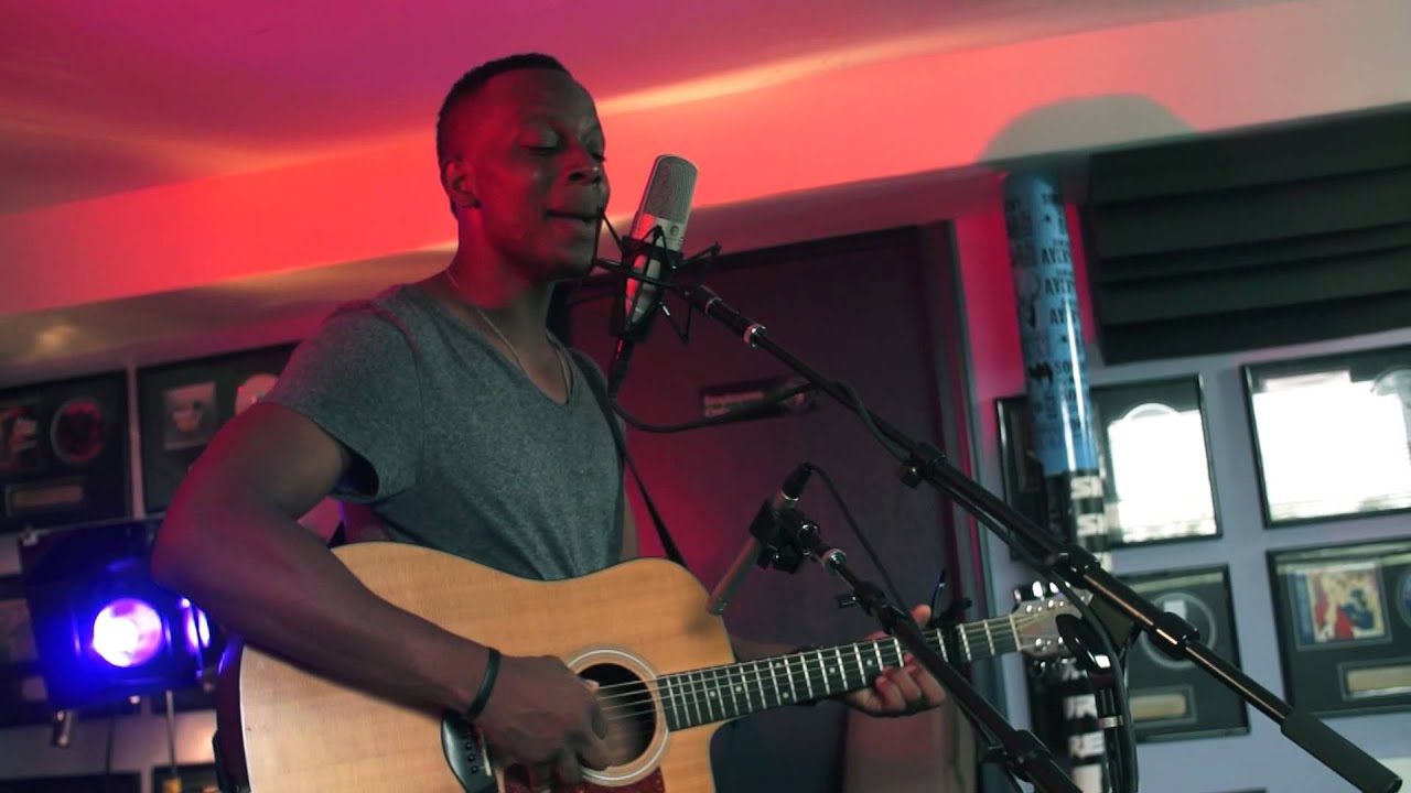 Promotional video thumbnail 3 for Nelly's Echo Music