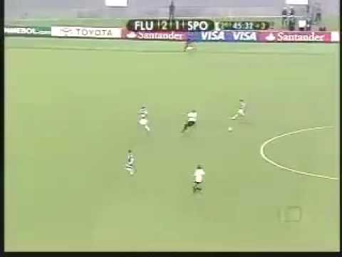 Gol histórico do Washington com a camisa do Fluminense