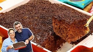 BOLO DE CHOCOLATE DA MINHA MÃE I FOFINHO I SUPER FÁCIL I RECEITA DE INFÂNCIA 