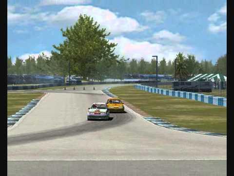 CRL Touring Cars - Eric Stanford VS Jon Clark LAST LAP