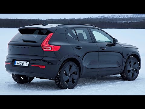 NEW Volvo EX40 Black Edition (2024)
