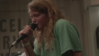 Kate Tempest - Brews / Don't Fall In (Live on KEXP)