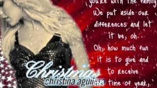 christina aguilera- Christmas time (lyrics)