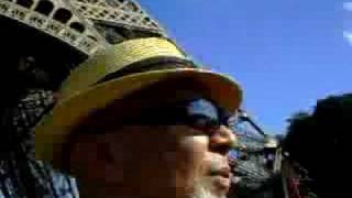 preview picture of video 'Eifel Tower Paris  ZaZa on tour'