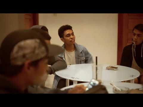 JENDRAL PETRUK DISS YOUNG LEX & JZ - RAJA PEMBUAL