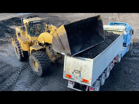 Caterpillar 990 Wheel Loader Loading Coal On Lorries - S.G.M Melidis