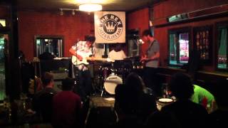 Bob Lanzetti Trio, with Michael League and Larnell Lewis