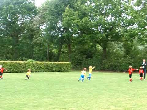 Doelpunt Loek Maas voor Sarto F16