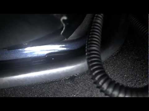 20120223　萩谷ラストミニ雨漏れテスト左ドア.MP4