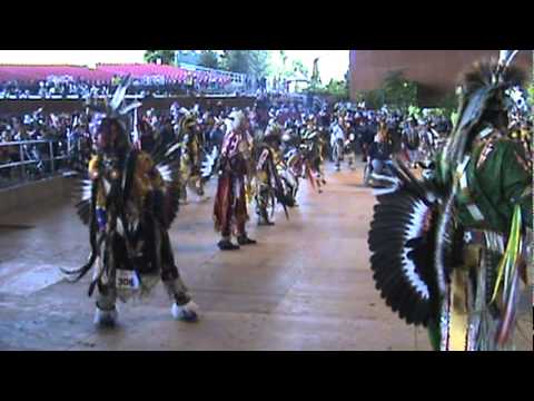 Men's Traditional...Sneak Up...Muckleshoot Powwow 2010 Video