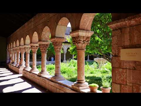image-What is the history of the Cloisters?