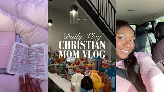 Navigating Late 20s Christian Mom|Faith through the storm, grocery shopping, family time, & New Year