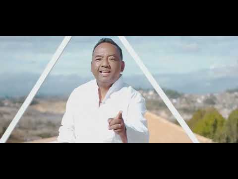 "IZY ILAY MPANJAKA" Rojo Ny Avo & Mialy RAKOTOMAMONJY & Jacquot FANILO