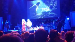 Kenny Rogers and Linda Davis - Mary Did You Know (Independence MO 11/25/16)