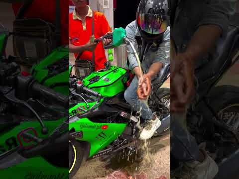 r15v4 fulltank petrol Attitude Rider 😒 🙄 #fulltank #petrol #r15v4 #viralshorts