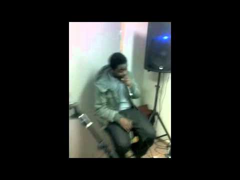 open mic i fiskis. nov 2010 (dj byxboa, efson, kenneth freestyling)