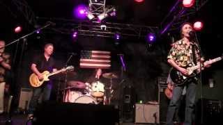 ''TREAT ME RIGHT'' - MYSTERY TRAIN feat Jim McCarty wsg Sonny Moorman