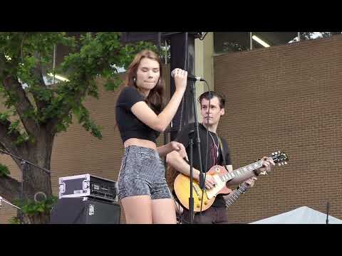Kelsi Kee - Magic Man - 4/29/22 Dallas International Guitar Festival