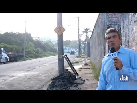 fiscalizando e ajudando  jd. das Bandeiras ... porque AQUI O POVO FALA