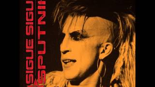 Sigue Sigue Sputnik - She&#39;s My Man (live at Croydon Underground, 8 August 1985)