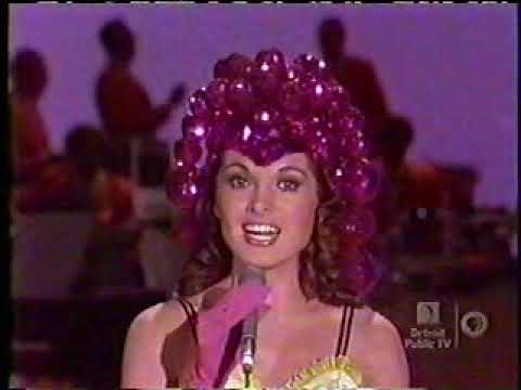 Anacani on the Lawrence Welk Show (03)