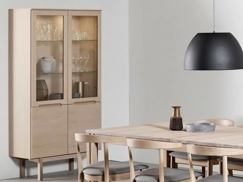 Skovby SM 307 vitrineskab