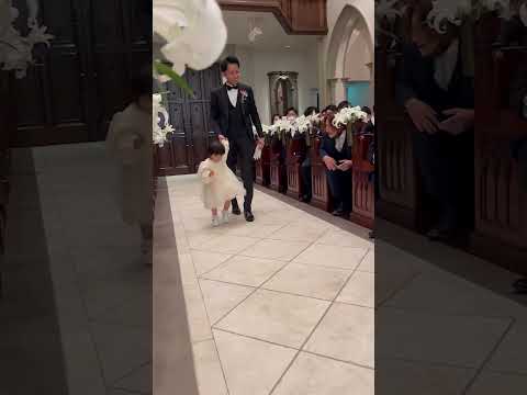 尊い可愛さ…😭パパ大好きガール💕#結婚式  #shorts