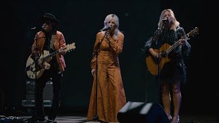 Sarah McLachlan &amp; Whitehorse perform &quot;Dark Angel&quot; live at the 2024 Canadian Songwriters Hall of Fame