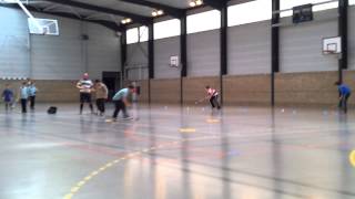 preview picture of video 'HCM_2012-12-01 - entrainement jeunes en salle'