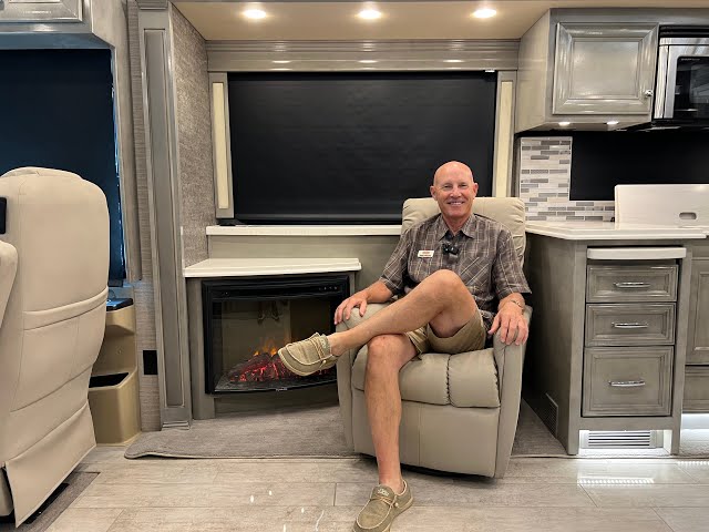 Preview image of 2020 Tiffin Phaeton 37 BH (17U232347) youtube video