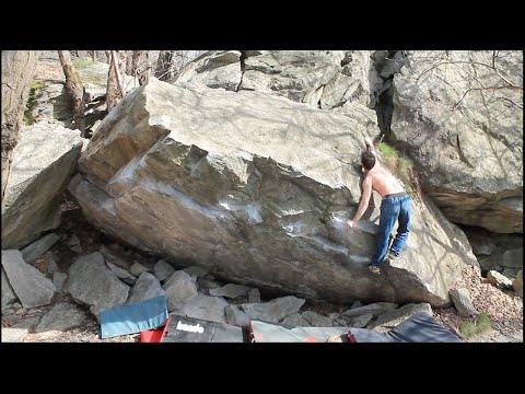 Face Brake 7b+ FA in Chironico sector Paese