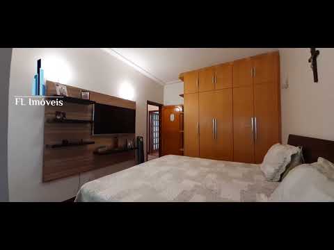 Ótima casa à venda na SHIGS 708 na Asa Sul, Brasília-DF!