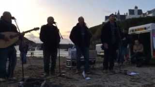 Port Isaac&#39;s Fisherman&#39;s Friends - Bully In The Alley