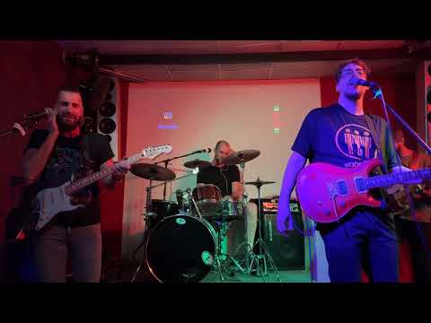 Demolerte - Demolerte - Boomerang (Live Zizkovsiska)